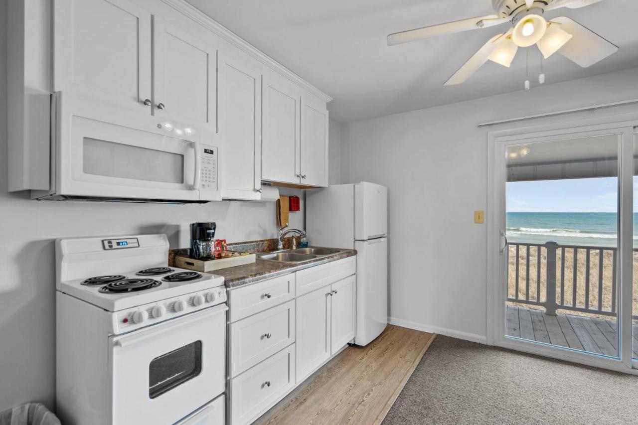 The House * Carolina Beach