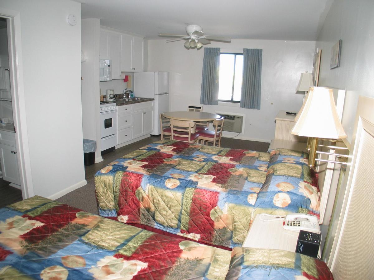 The House * Carolina Beach